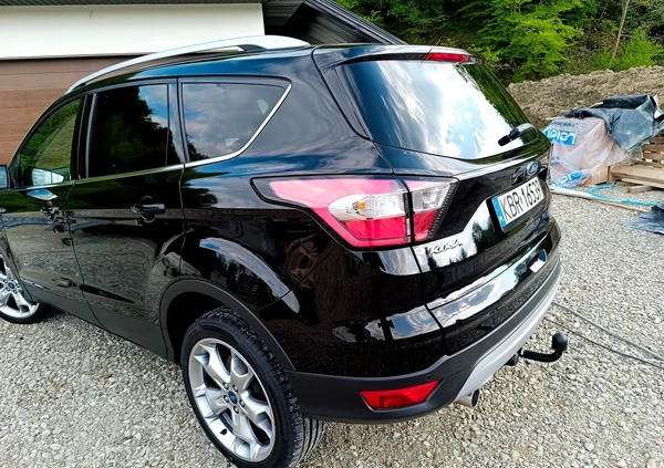 Ford Kuga cena 72600 przebieg: 154927, rok produkcji 2018 z Jedlicze małe 781